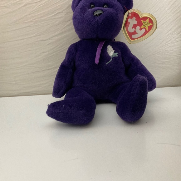 Princess Diana Beanie Baby with Tiara - Picture 1 of 2